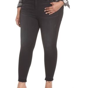Kut from the Kloth Frayed Ankle Black Jeans Sz 24